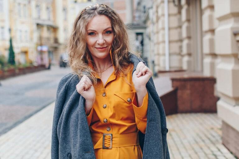 Дискусія “Моя мама працює… А може, ну його?..”